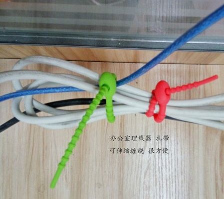 無味なマルチシーンのシリコーン ゴムは再利用可能な結合のためのケーブル タイを供給します