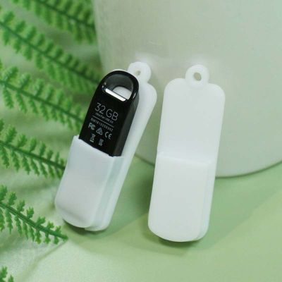 5x1.7cm Uディスク保護カバー、多目的USBの抜け目がない箱